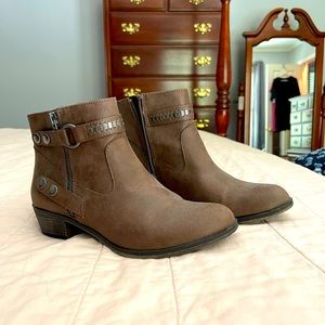 Womens ankle booties